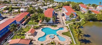 Villa María del Mar- Serene Beachside Retreat
