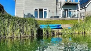 Utsikt mot innsjø
