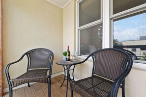 Condo, Multiple Beds, Balcony, Garden View (409 Mason Court #224) | Terrace/patio