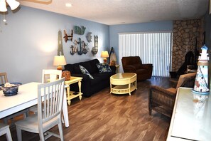 Unclassified image, 3 of 33, button