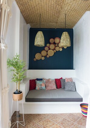 Interior - Luxury 4-bedroom house with Private Pool, WiFi, AC in Barra de Navidad, Jalisco (Barra de Navidad)