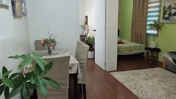 1 habitación, internet, ropa de cama y acceso para silla de ruedas