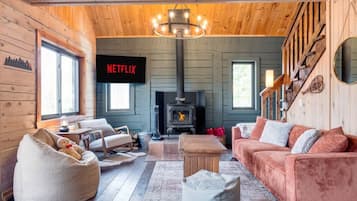 TV connectée, cheminée