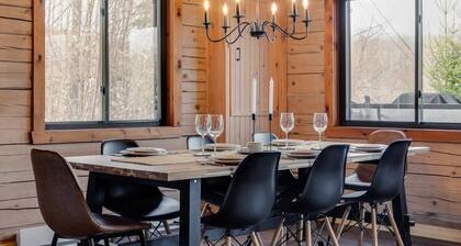 Woodsy Chalet Near Tremblant