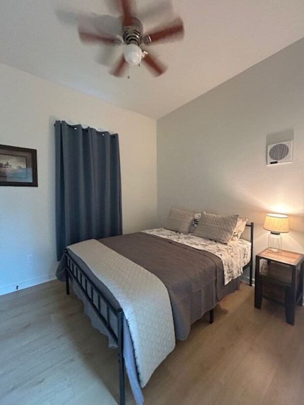 2 chambres, accès au Wi-Fi (inclus), literie fournie