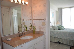 2 quartos, Wi-Fi de cortesia, roupa de cama
