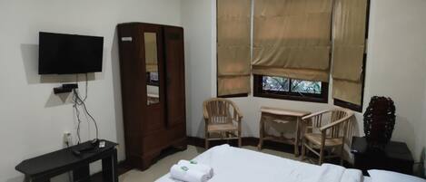 7 makuuhuonetta, Wi-Fi, vuodevaatteet