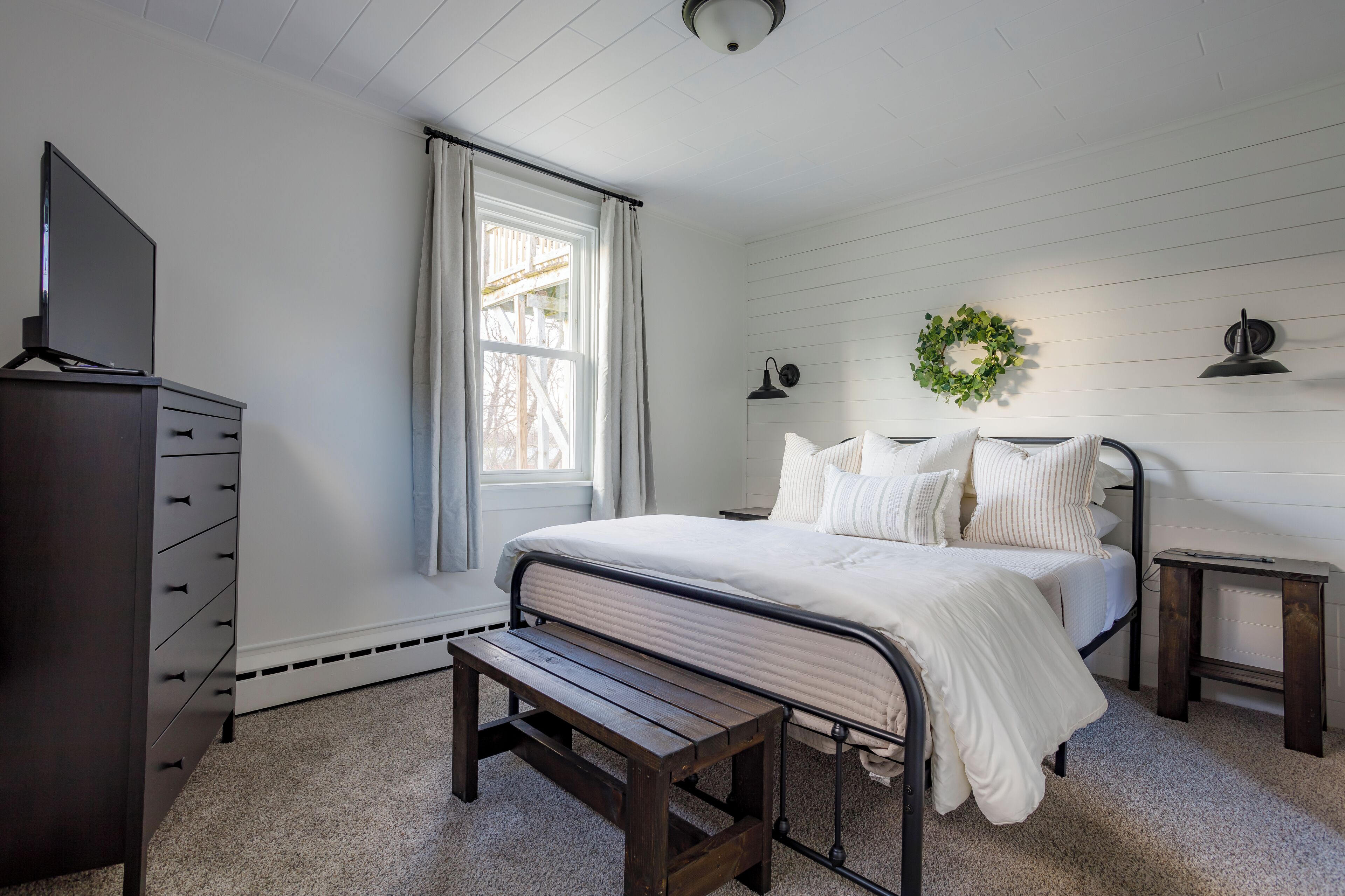 1 多间卧室、熨斗/熨衣板、WiFi、床单