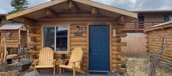 Bush Pilot Cabin-Modern Comfort in the Last Frontier (For families or casual travelers)