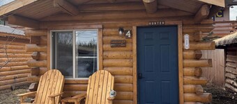 Hunter Cabin-Modern Comfort in the Last Frontier (For families or casual travelers)