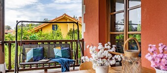 Entrecinas House in Collera