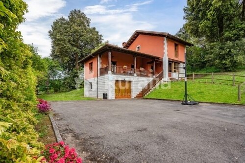 Entrencinas - country house in Collera (Ribadesella), Northern Spain