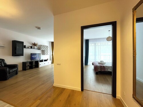 Luxury Apartment Tampa Residence w. Mountain Views