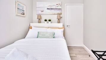 1 bedroom, desk, iron/ironing board, free WiFi