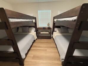 3 bedrooms, WiFi, bed sheets
