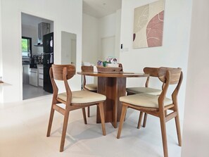 Tempat makan pasangan