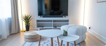 2-bedroom apartment in fabulous Ecorse with AC, WiFi