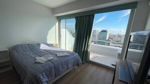 Apartment, Accessible, Smoking - Studio Apartment Panoramic View of Bsas Above 9 de Julio Avenue (Buenos Aires)