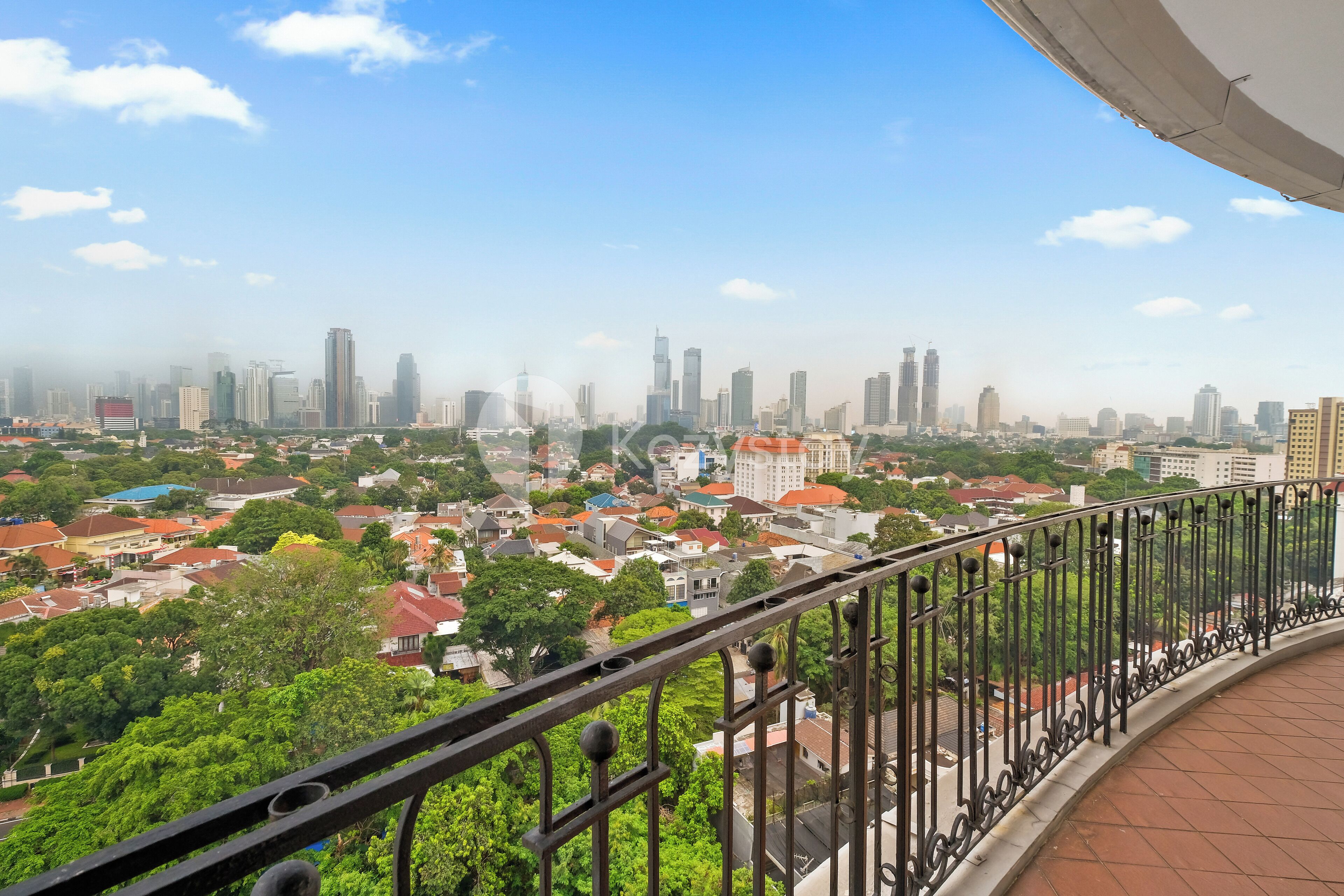 Classic-lejlighed - 2 soveværelser - byudsigt | Balkon