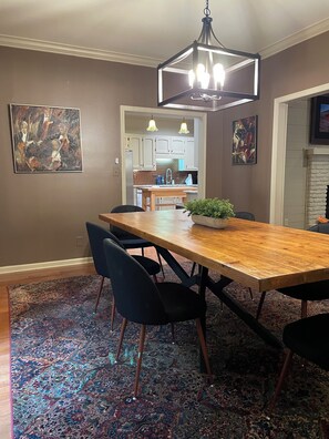 Dining - Remodeled 3BR golf course paradise w/ private cul-de-sac on the 18th hole @NRYC (Tuscaloosa)