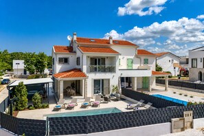 Exterior - Villa Aria with heated Pool and Whirlpool, Poreč, Croatia (Poreč)