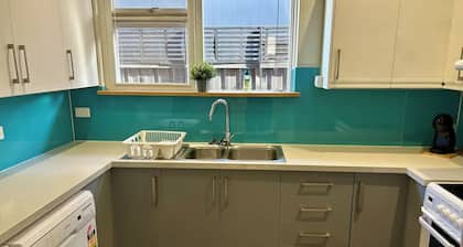 Fully furnished apartment in Hove, Stay Smart with kitchen, dining and bathroom