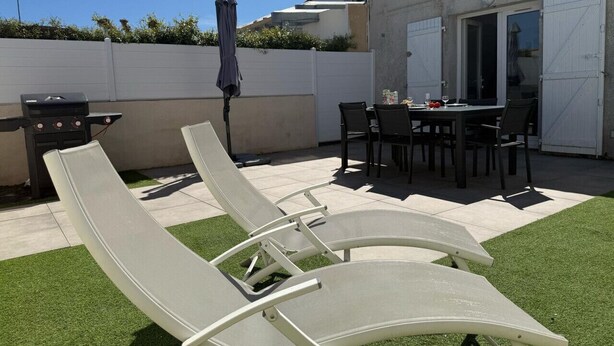 Outdoor dining - Côté Sud - Swimming pool, BBQ and CLIM (Vic-la-Gardiole)