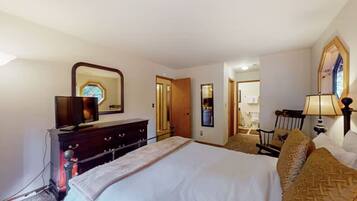 3 habitaciones, tabla de planchar con plancha, wifi y ropa de cama