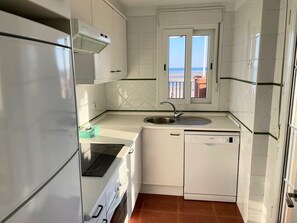 Frigorífic, microones, forn i rentaplats