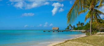 Spacious 1-bedroom apartment in Crown Point,AC, hot, cold water, internet, pool,