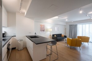 Køleskab, mikrobølgeovn, ovn, opvaskemaskine