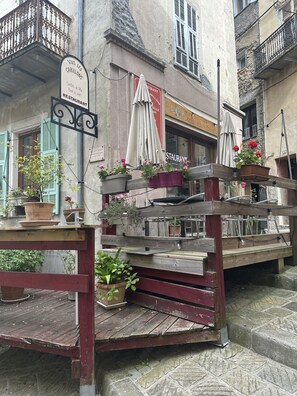 Ristorazione all'aperto