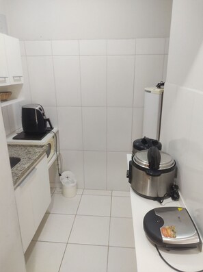 Huoneisto | Yksityinen keittiö | Minijääkaappi