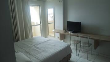 Coffres-forts dans les chambres, Wi-Fi gratuit, draps fournis