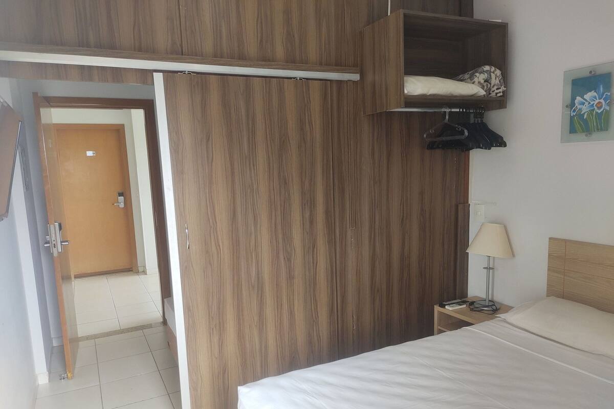 Basic Suite | In-room safe, free WiFi, bed sheets