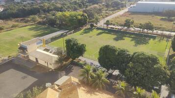 Traditional Apartment | Sport court