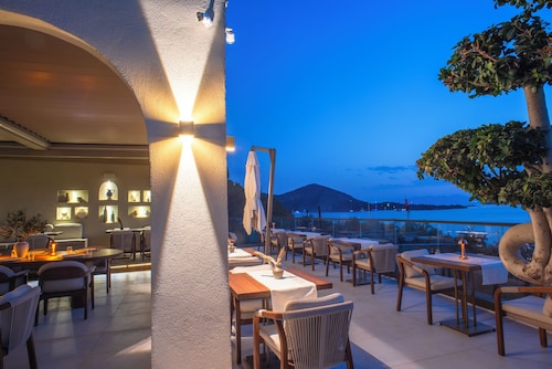 LUCE BOZBURUN OTEL MARMARİS 