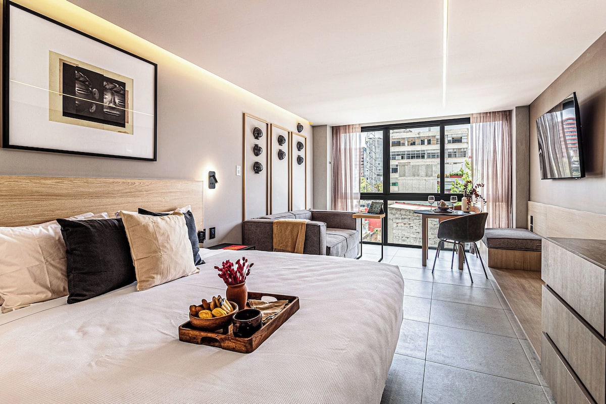 Apartamento conforto | Cofres nos quartos, Wi-Fi de cortesia, roupa de cama