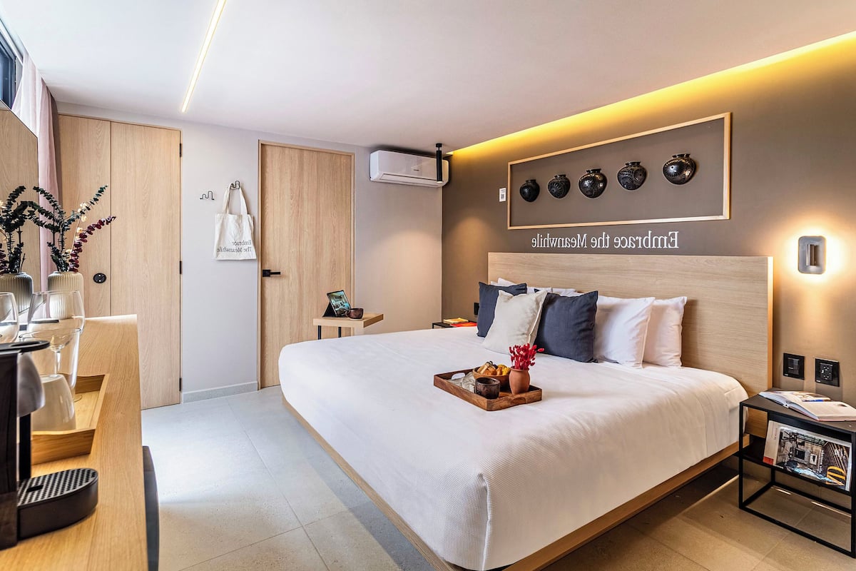 Estúdio | Cofres nos quartos, Wi-Fi de cortesia, roupa de cama