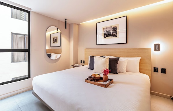 Caja de seguridad en la habitación, wifi gratis y ropa de cama