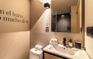 Superior Apartment | Bathroom - Kukun Tonalá 121 Roma  (Mexico City)