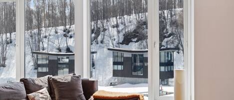 Apartment, Mountain View | Living area