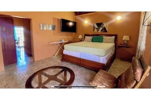 Iron/ironing board, WiFi, bed sheets