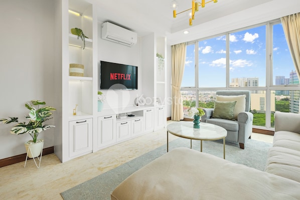 Appartement, 3 chambres, vue ville | Coin séjour