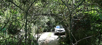 Riverbend Retreat near Sinharaja Forest