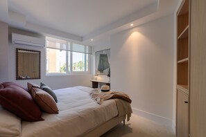 Fer et planche à repasser, Wi-Fi gratuit, draps fournis