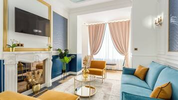 Apartment, City View | Living area | Offices