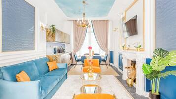 Apartment, City View | Living area | 43-inch Smart TV with cable channels, Netflix, streaming services
