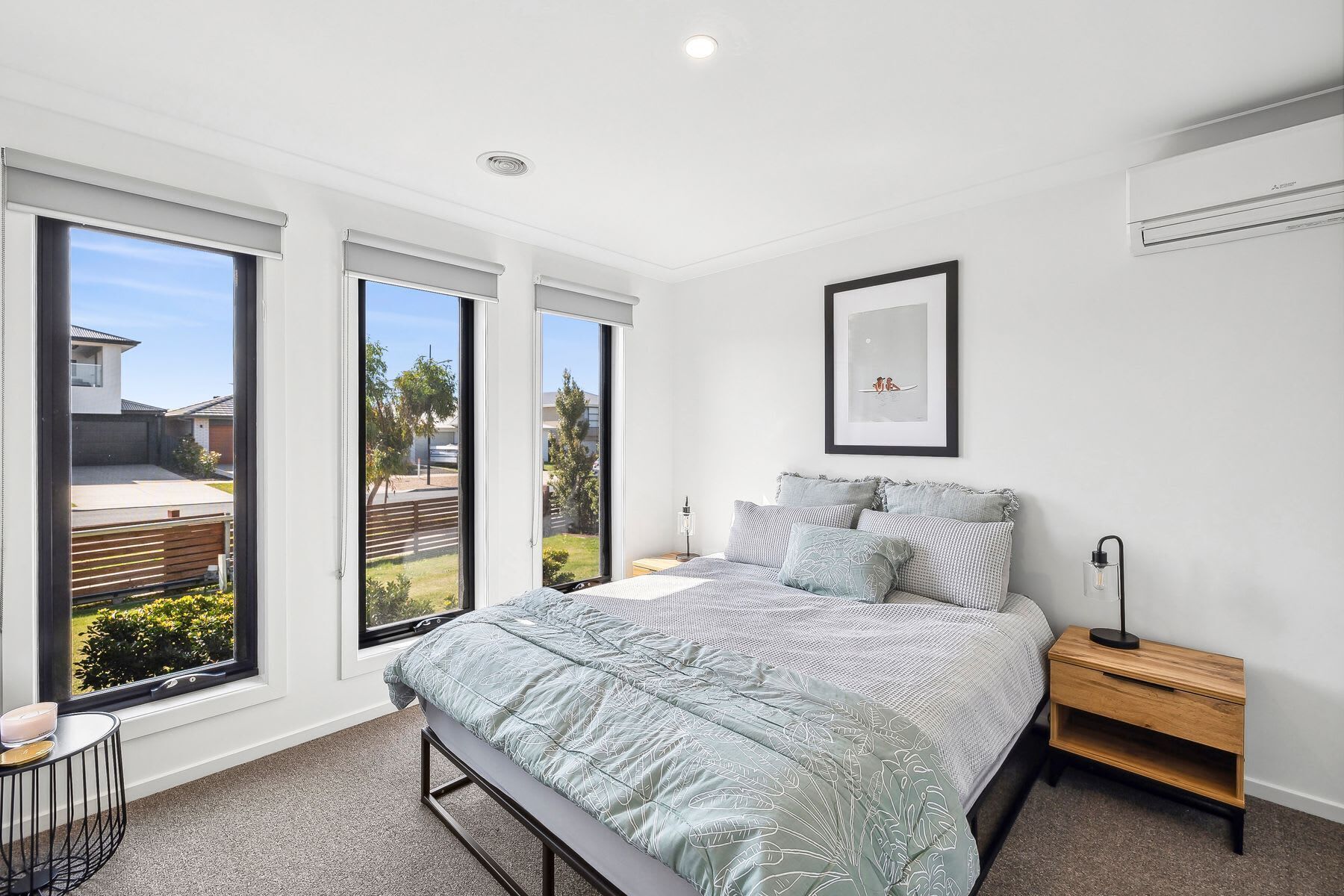 4 bedrooms, desk, iron/ironing board, WiFi