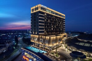 Exterior - ARTOTEL Living World Kota Wisata (Gunung Putri)